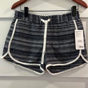 ATHLETA Jacquard Sandbar Shortie - Navy/White 100% Linen - Size 4